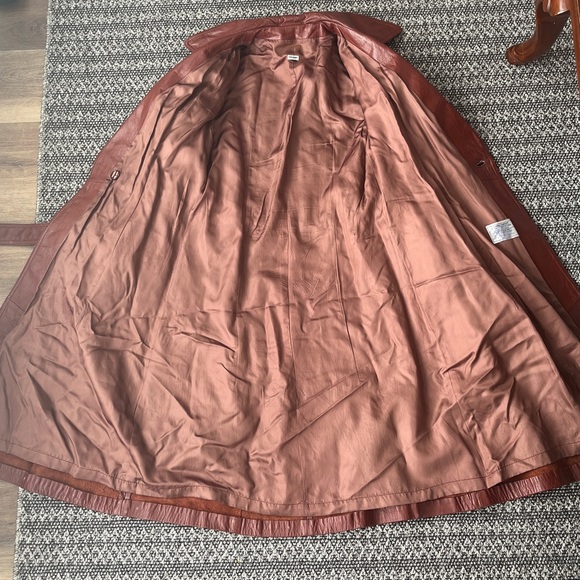 Vintage Red Leather Trench Coat - Picture 4 of 8